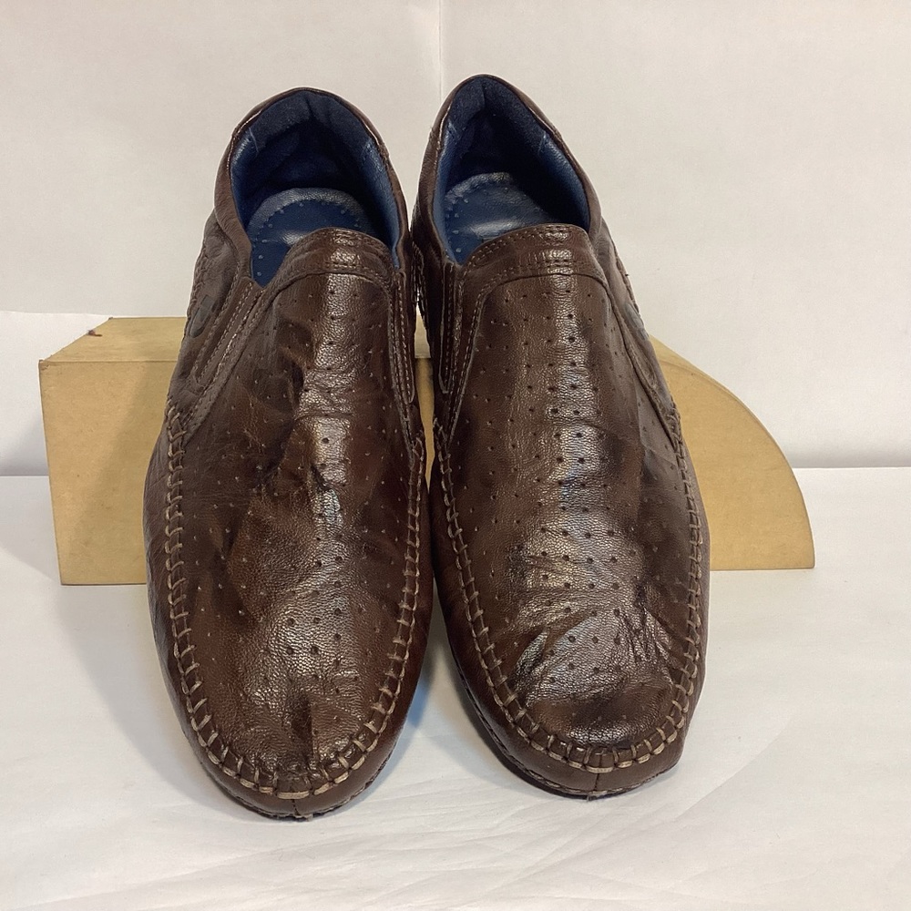 ID Being Cult Men’s Brown Leather slip on driving moccasins size 8 loafers